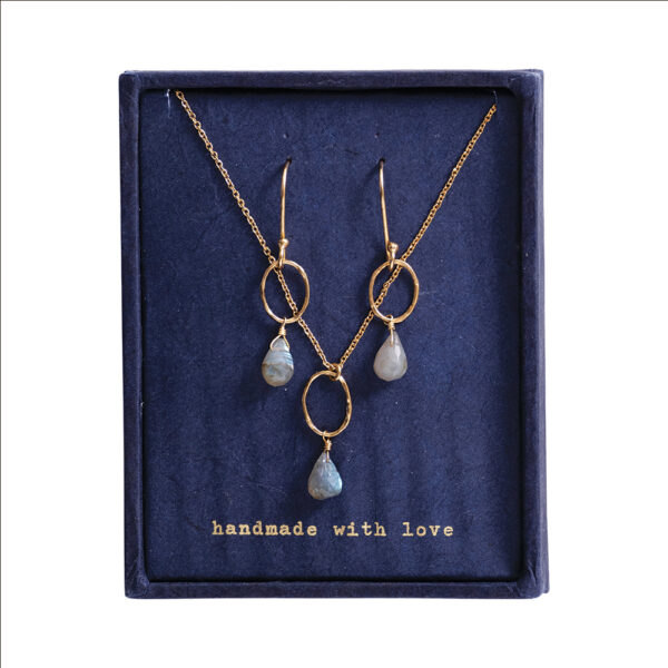 AW31153_Gift-Box-Intuition-Labradorite-Gold-Plated_1_A-Beautiful-Story