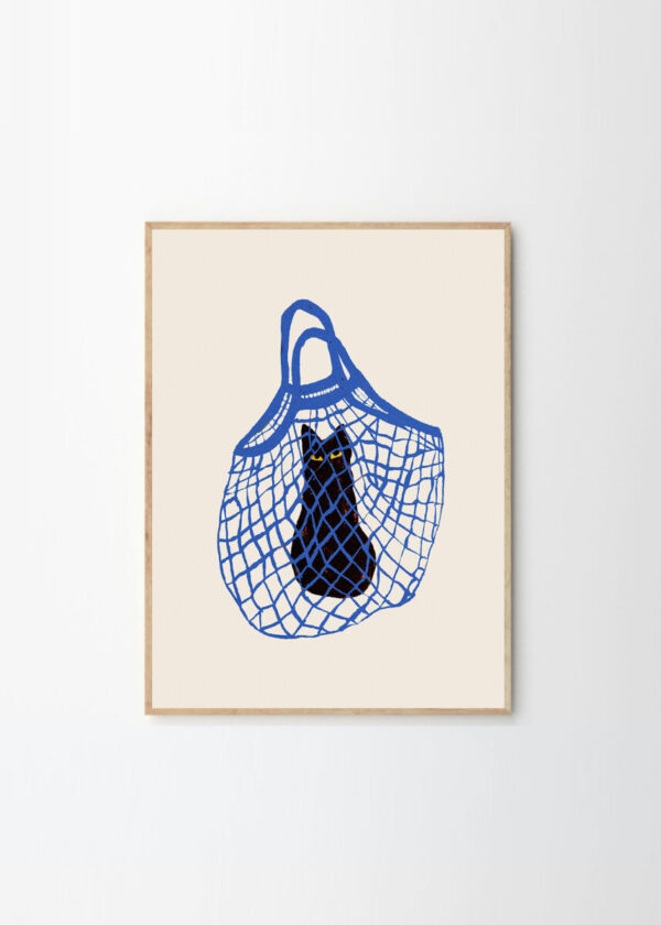 Chloe_Purpero_Johnson_The_Cats_In_The_Bag_Frame_Oak_Low_Res